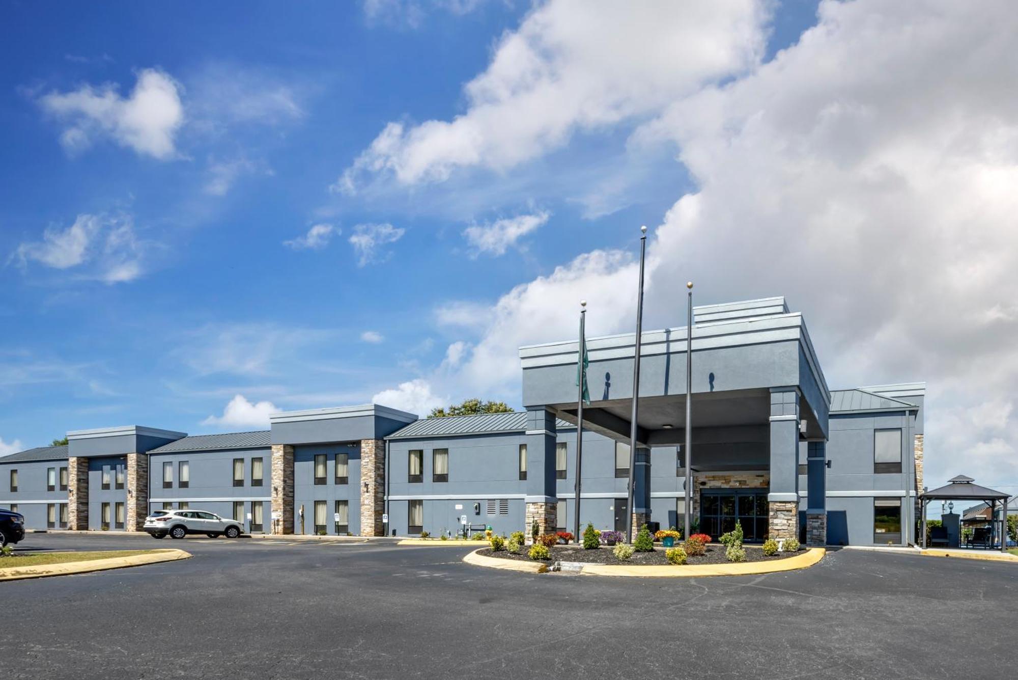 Quality Inn Clarksville - Exit 11 Exteriér fotografie