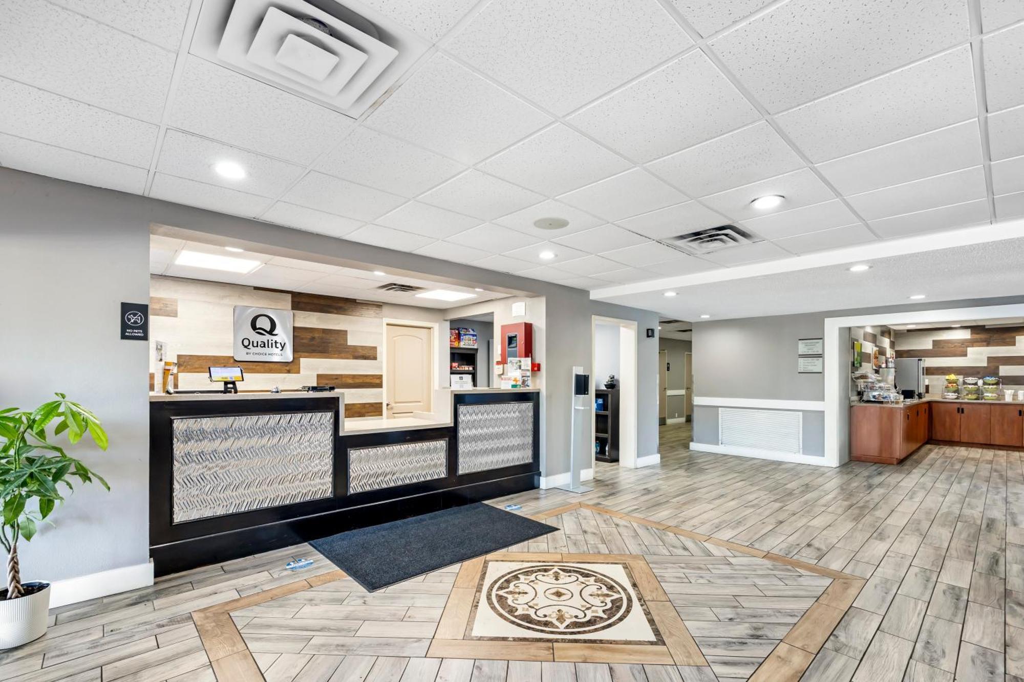 Quality Inn Clarksville - Exit 11 Exteriér fotografie